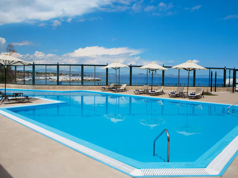 Zeus Essence Ramada Athens