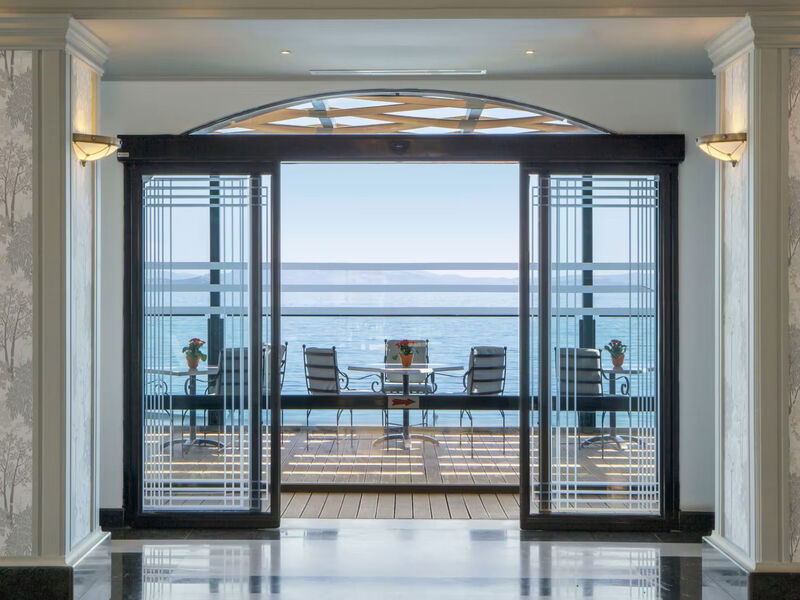 Zeus Essence Ramada Athens