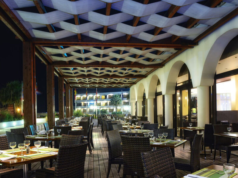 Zeus Hotels Sol By Melia Cosmopolitan
