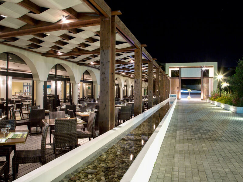 Zeus Hotels Sol By Melia Cosmopolitan