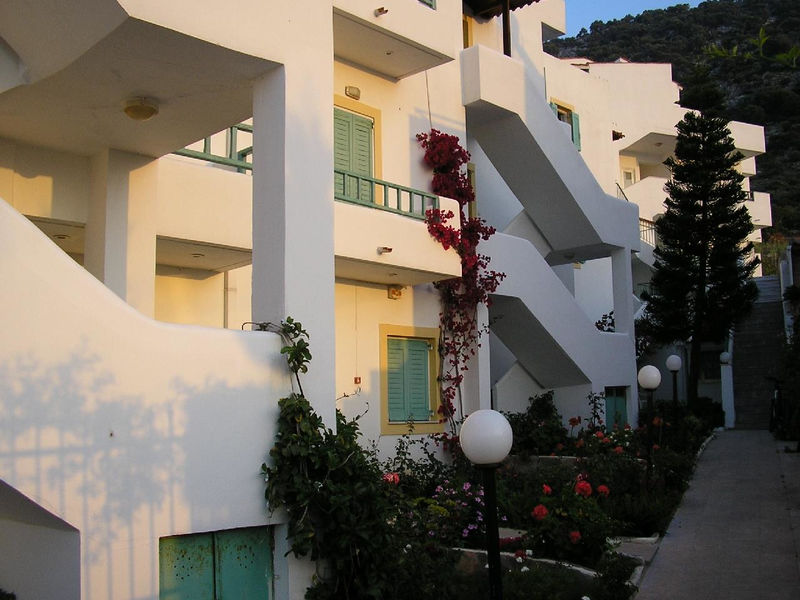 Aglaia Studio & Apartment