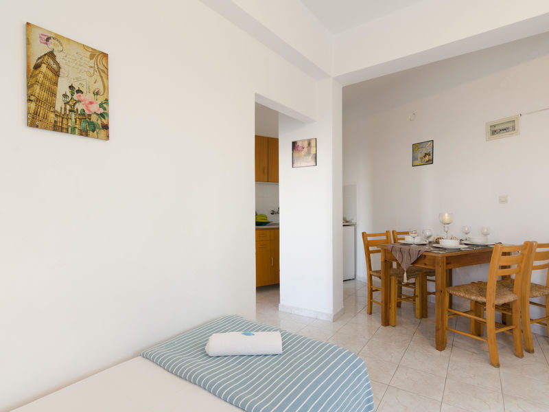 Aglaia Studio & Apartment