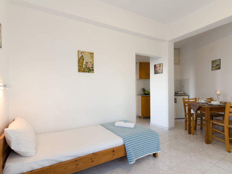 Aglaia Studio & Apartment