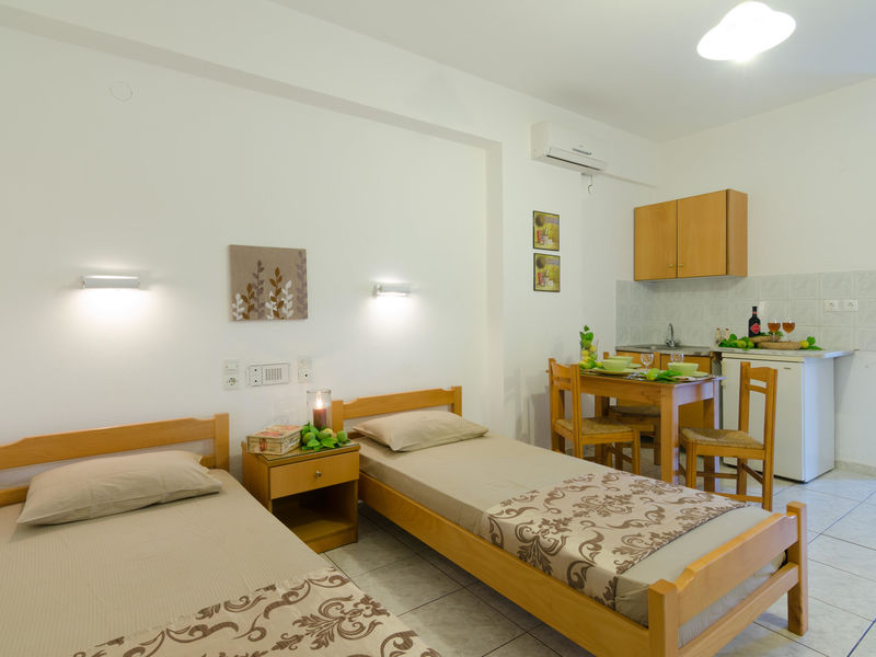 Aglaia Studio & Apartment