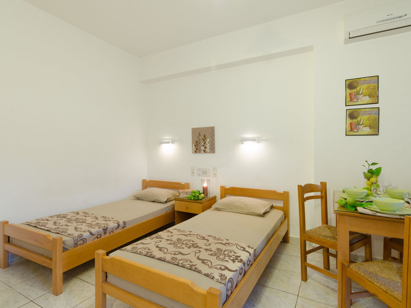 Aglaia Studio & Apartment