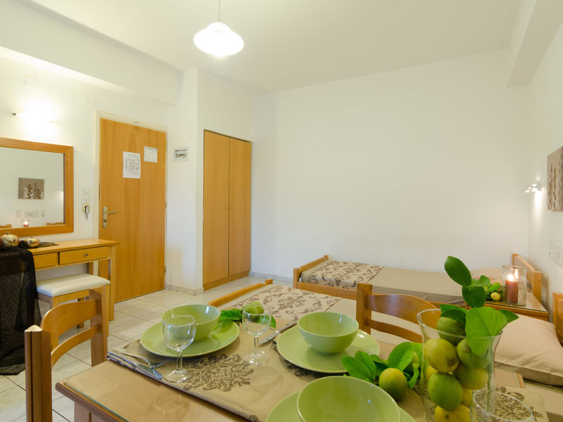 Aglaia Studio & Apartment