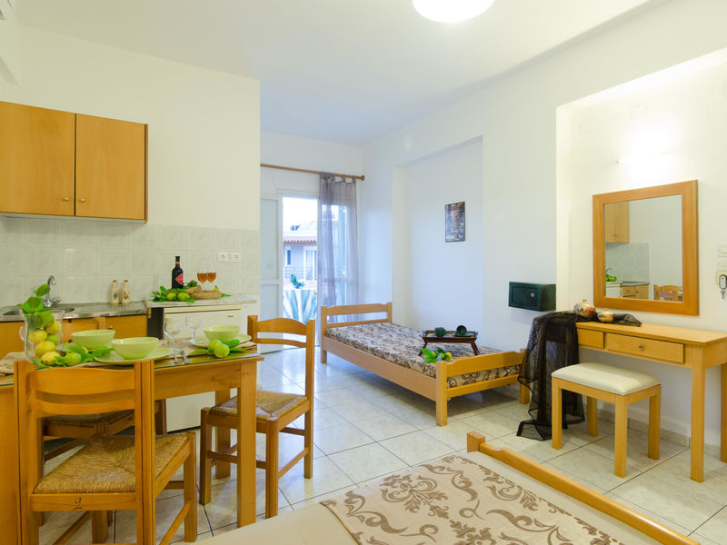 Aglaia Studio & Apartment