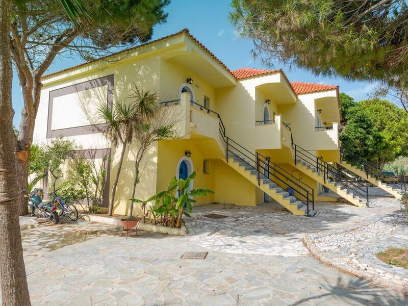Ammes Apartments