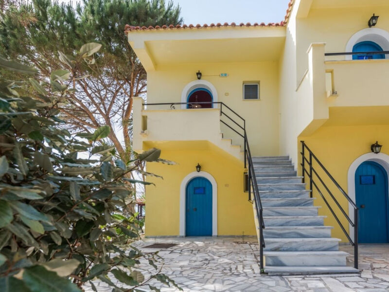 Ammes Hotel & Apartments
