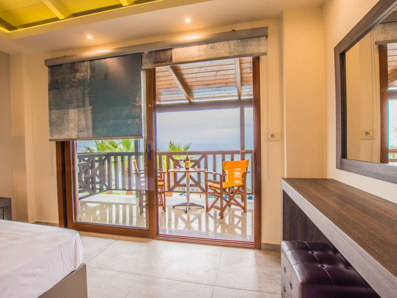 Aparthotel Koukis Beach
