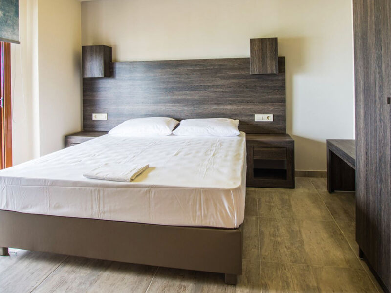 Aparthotel Koukis Beach