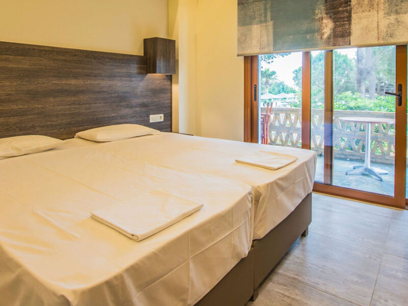 Aparthotel Koukis Beach
