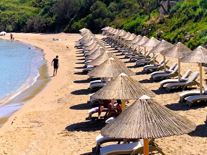 Aparthotel Koukis Beach