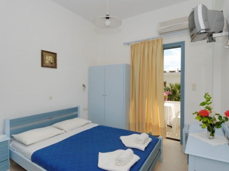 Apollo Apartments