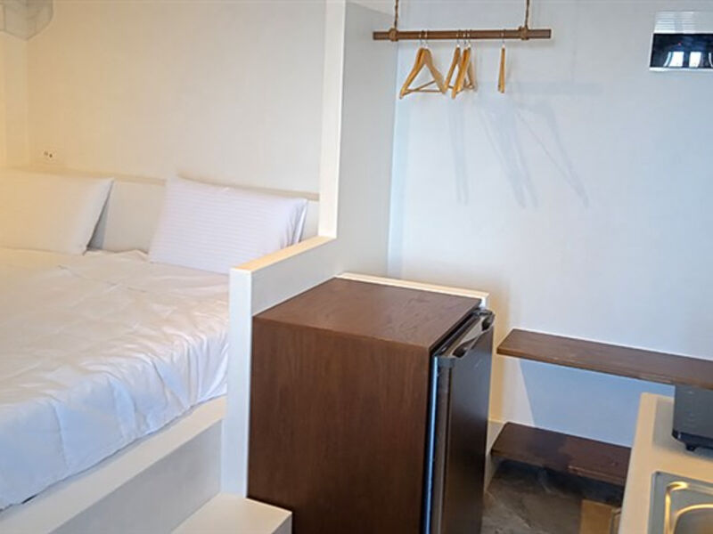 Avra studia a apartmány