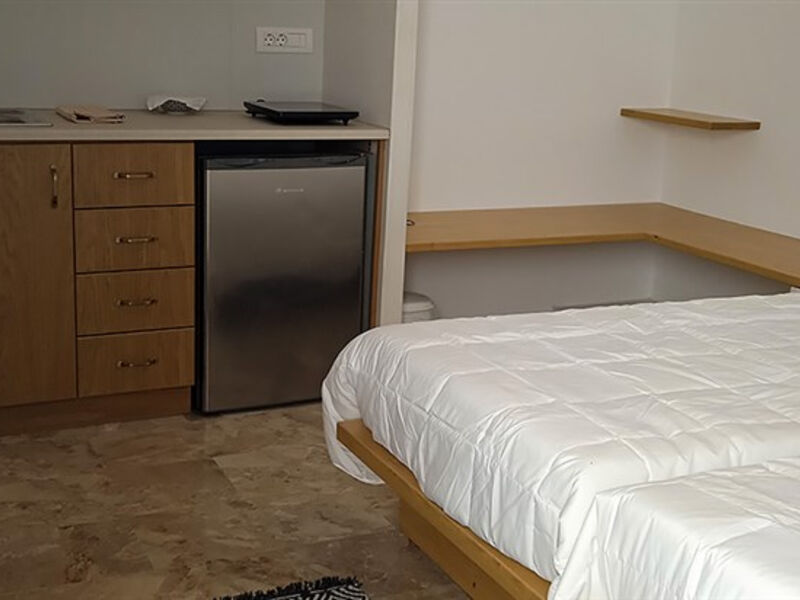 Avra studia a apartmány