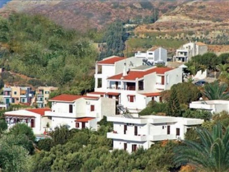 Bellevue Studios & Apartments