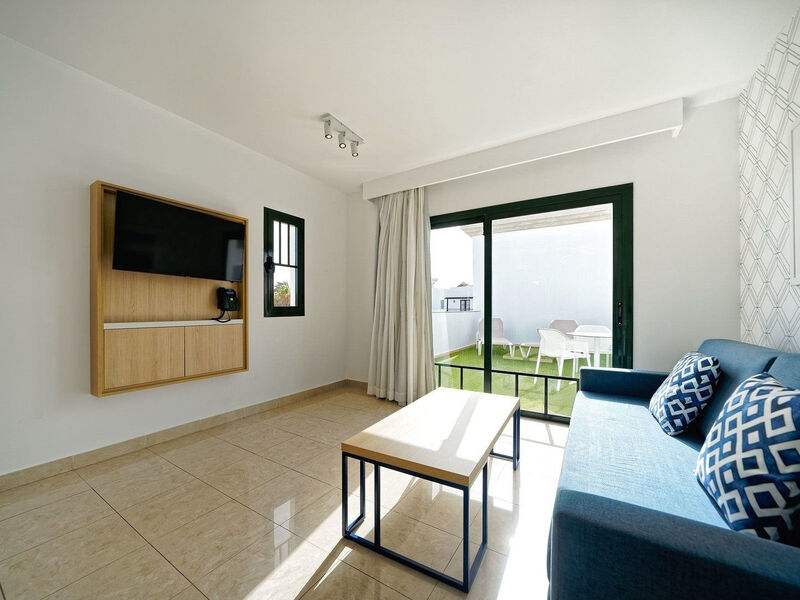 Broncemar Beach Suites