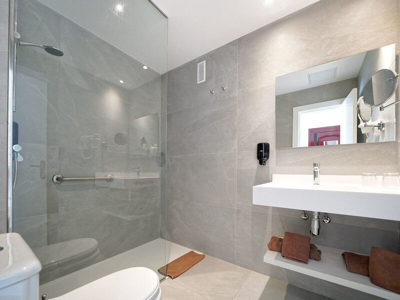 Broncemar Beach Suites