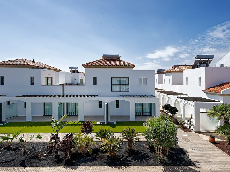 Broncemar Beach Suites