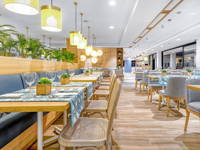 Broncemar Beach Suites