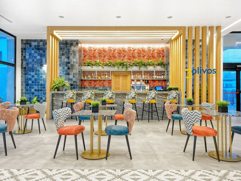 Broncemar Beach Suites