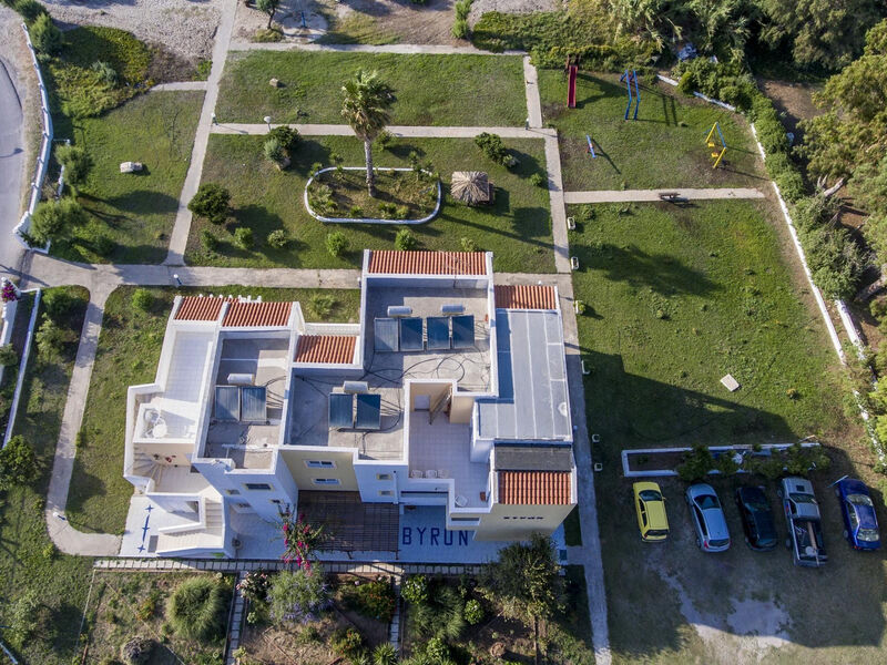 Byron Apartments