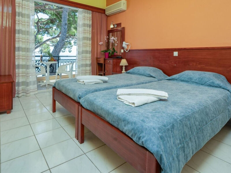 Castello Beach Hotel