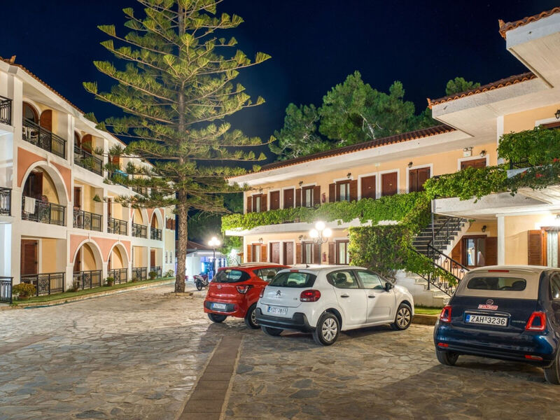 Castello Beach Hotel