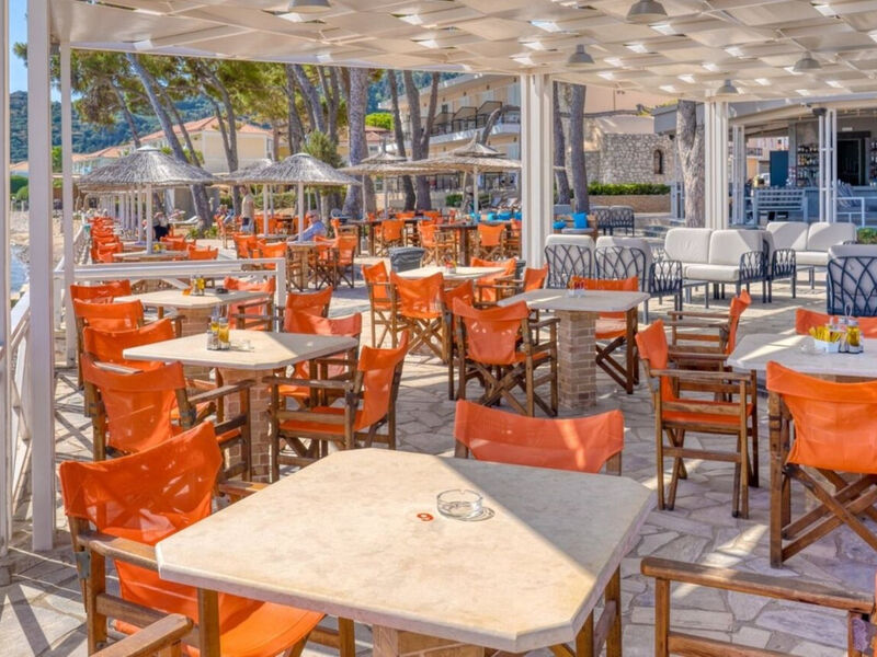Castello Beach Hotel