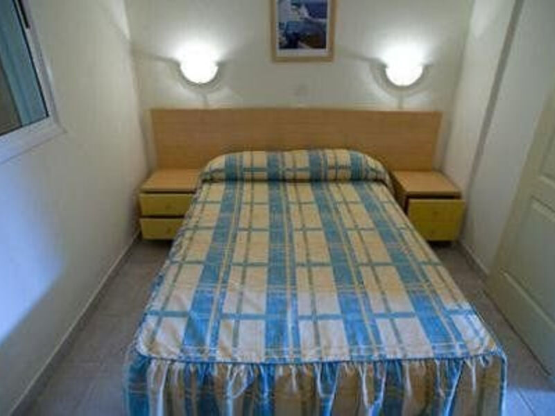 Catalina Park Apartments