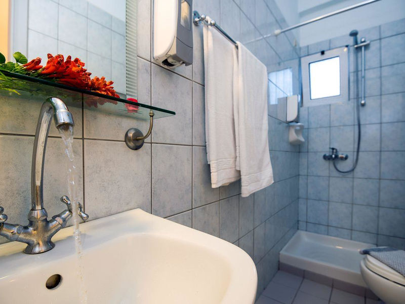 Diamond Apartments & Suites