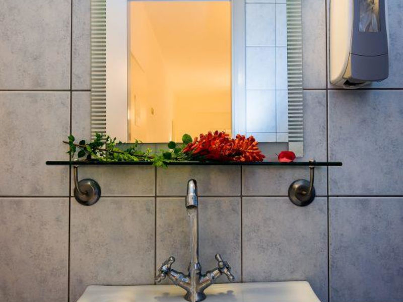 Diamond Apartments & Suites
