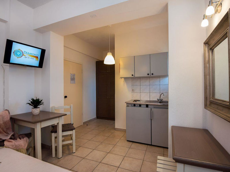 Diamond Apartments & Suites