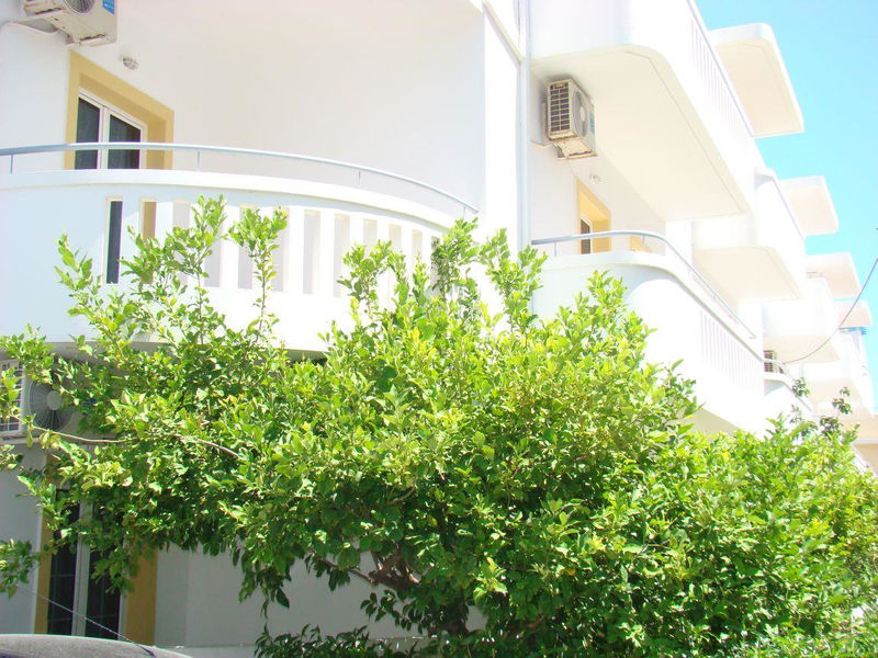 Diamond Apartments & Suites