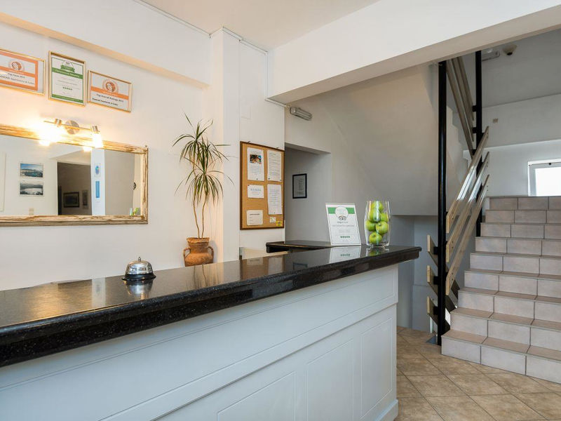 Diamond Apartments & Suites