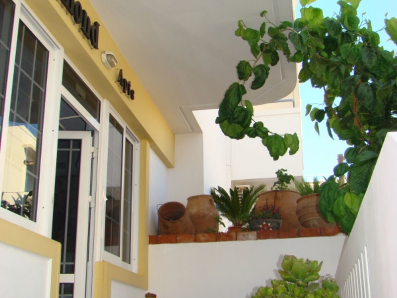 Diamond Apartments & Suites
