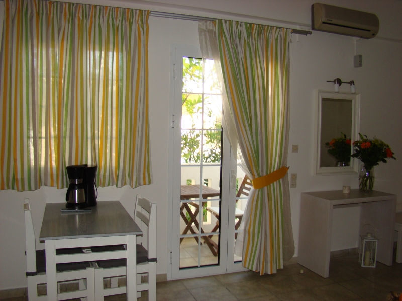 Diamond Apartments & Suites