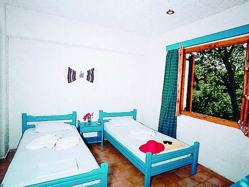 Eleana Apartments