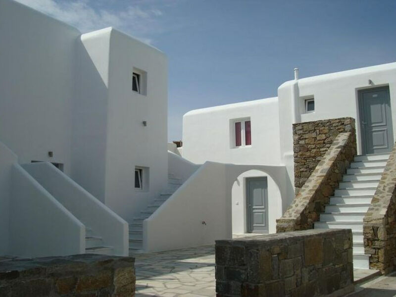 Elena Studios & Suites