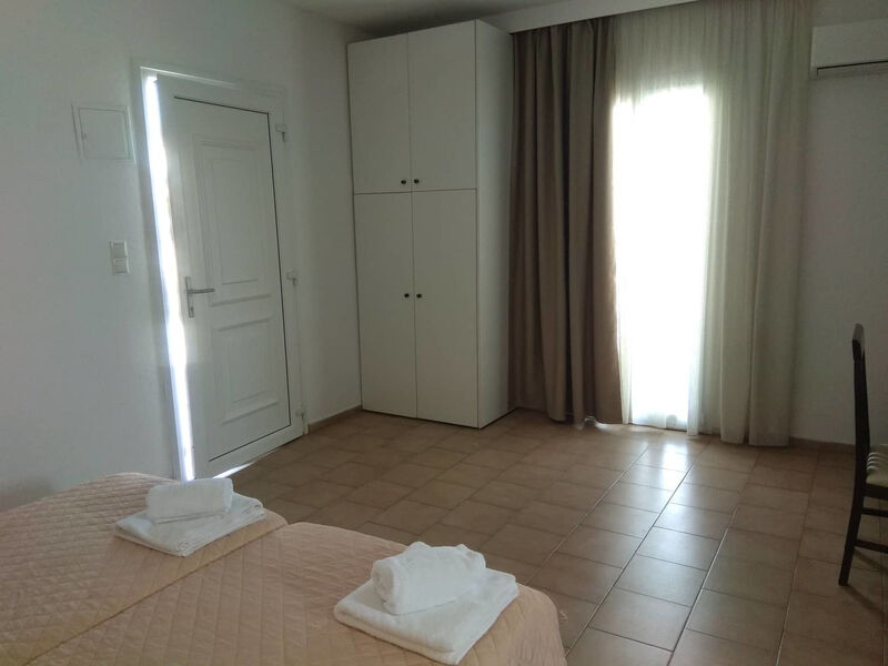 Elena Studios & Suites