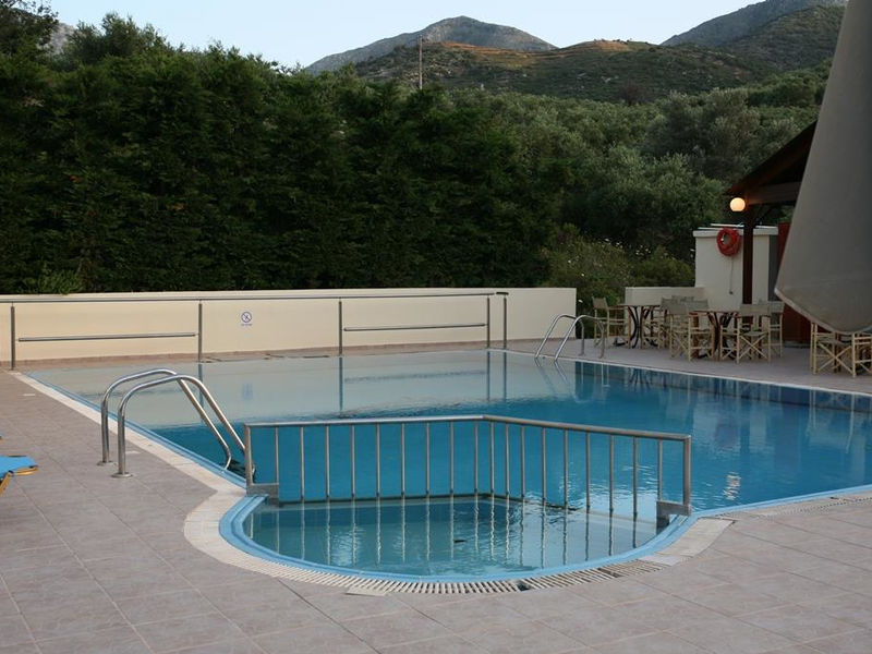 Elpis Studio Apartments
