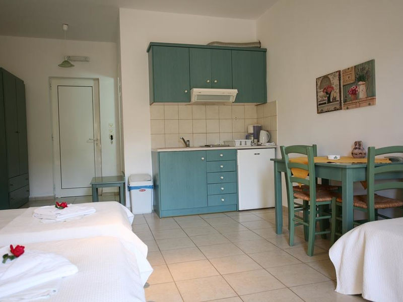 Elpis Studio Apartments
