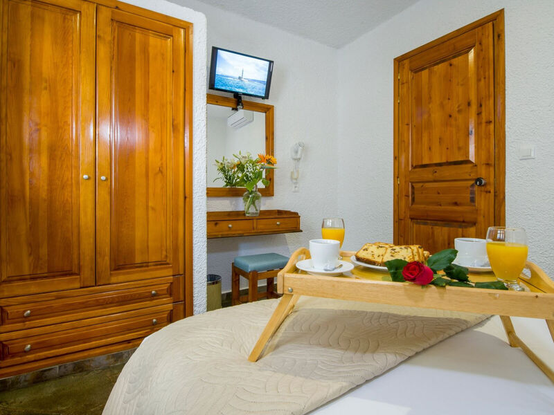 Folia Studios Apartemtns