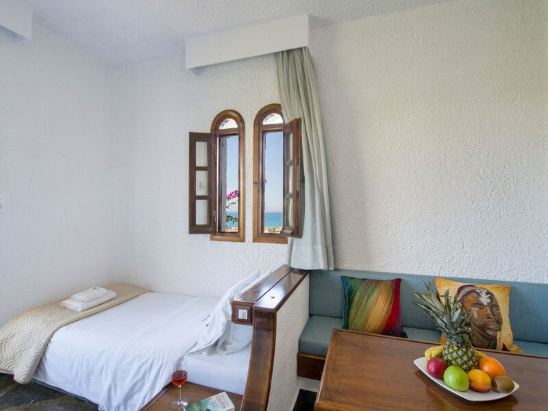 Folia Studios Apartemtns