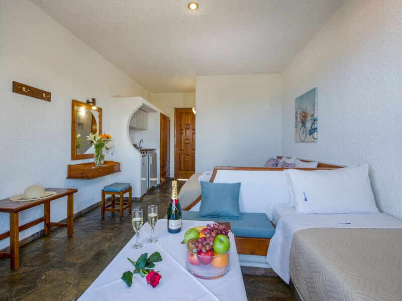 Folia Studios Apartemtns