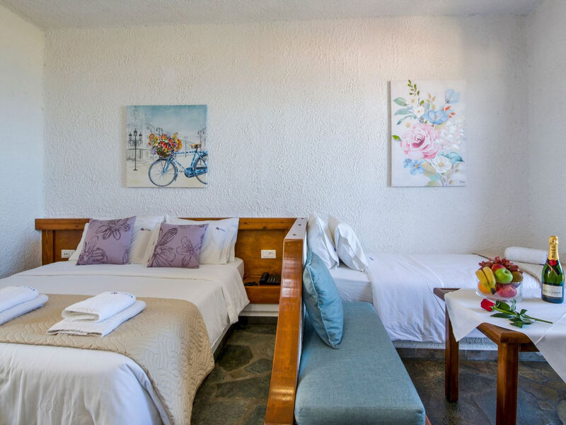 Folia Studios Apartemtns