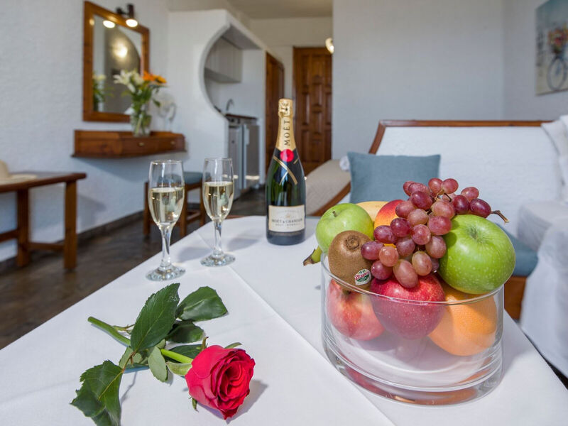 Folia Studios Apartemtns