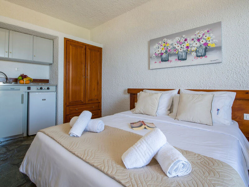 Folia Studios Apartemtns