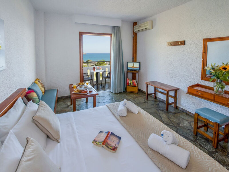 Folia Studios Apartemtns